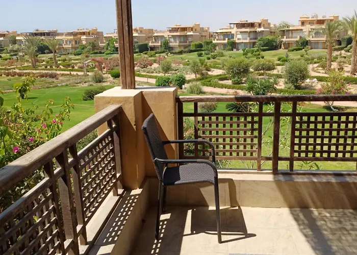 3 Bedroom Sunset Haven By The Sea Apartman