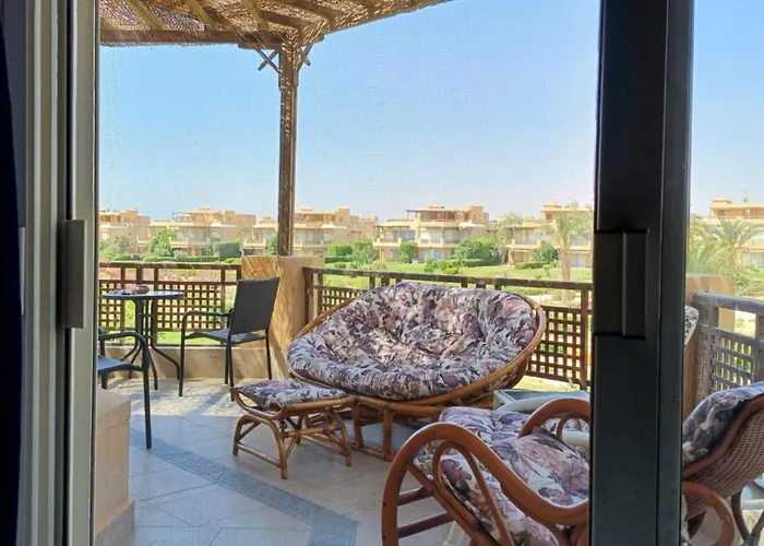 3 Bedroom Sunset Haven By The Sea Apartman Ajn-Szuhna