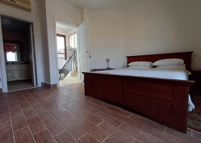 Apartman 3 Bedroom Sunset Haven By The Sea Ajn-Szuhna