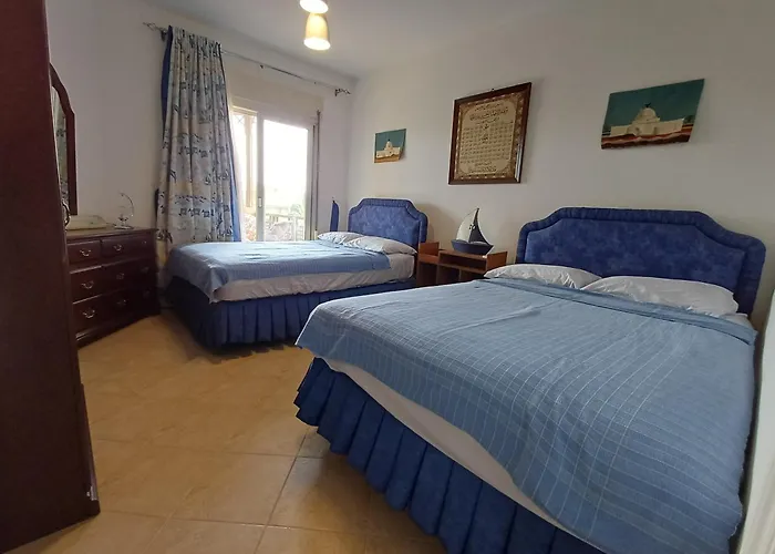 Apartman 3 Bedroom Sunset Haven By The Sea