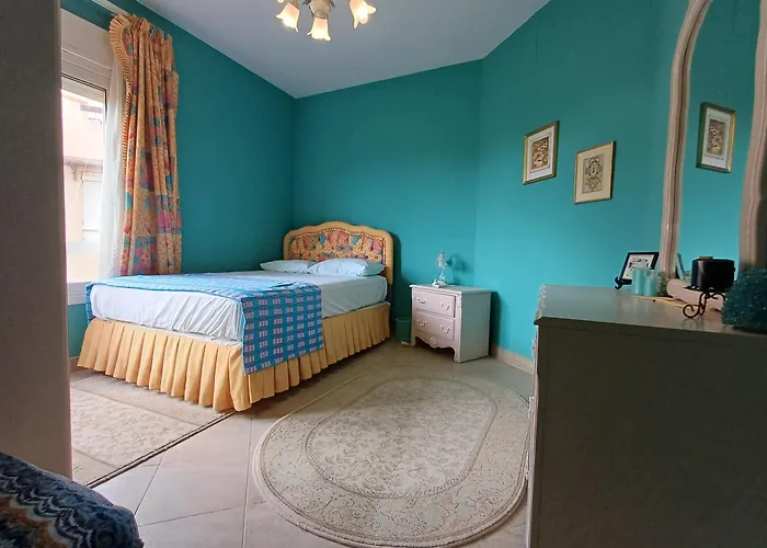 3 Bedroom Sunset Haven By The Sea